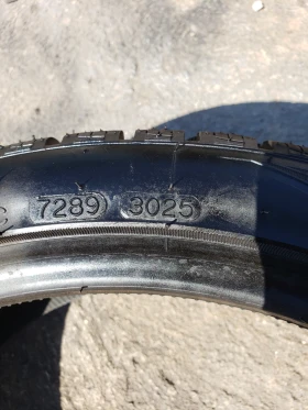 Гуми Зимни 215/40R17, снимка 5