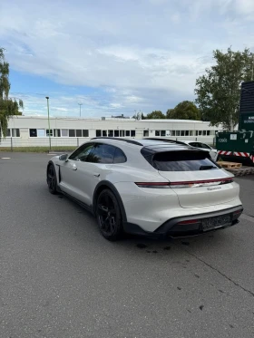 Porsche Taycan 4S Cross Turismo Off-Road Package , снимка 2