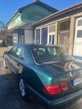 Mercedes-Benz E 220, снимка 10 — Bazar.bg Mercedes-Benz E 220, снимка 10