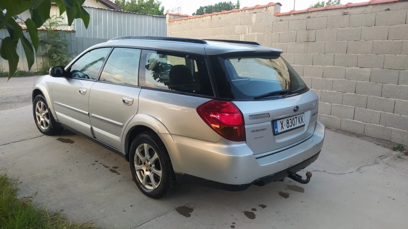 Subaru Outback, снимка 2 - Автомобили и джипове - 47392178