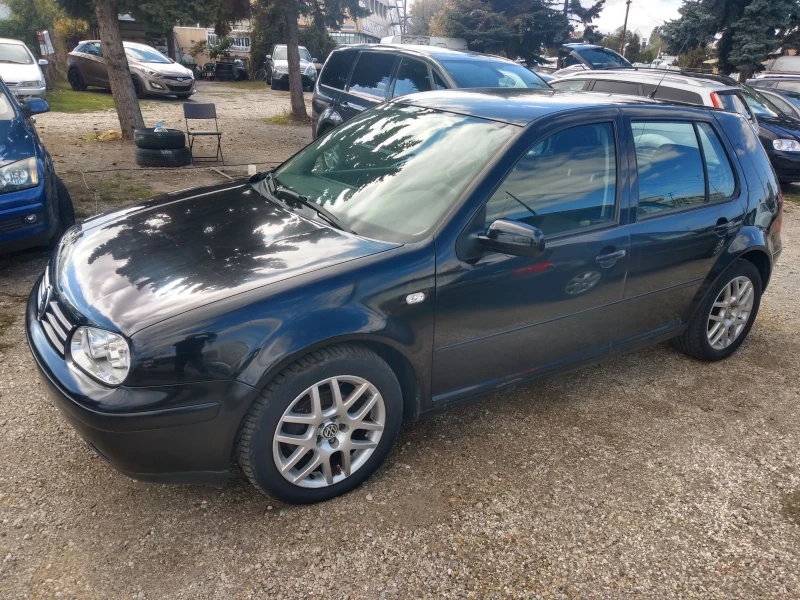 VW Golf 1.6 I, снимка 10 - Автомобили и джипове - 47622535