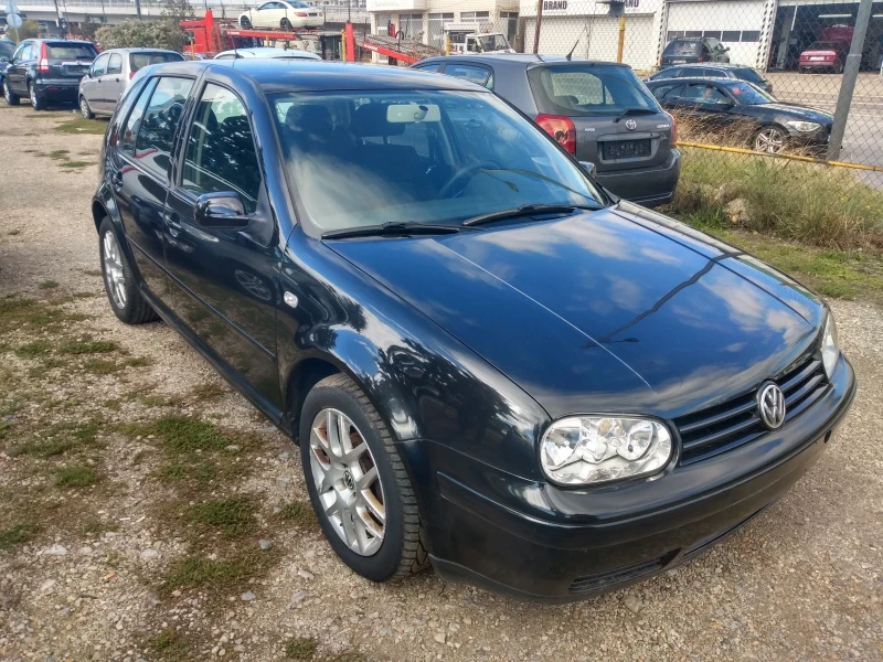 VW Golf 1.6 I, снимка 5 - Автомобили и джипове - 47622535