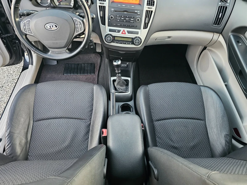 Kia Ceed 1.6 crdi, снимка 12 - Автомобили и джипове - 48522168