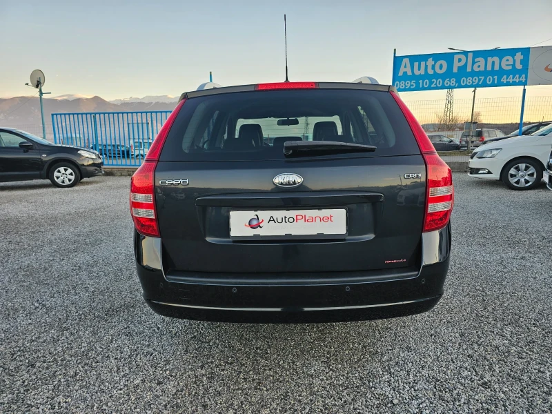 Kia Ceed 1.6 crdi, снимка 5 - Автомобили и джипове - 48522168