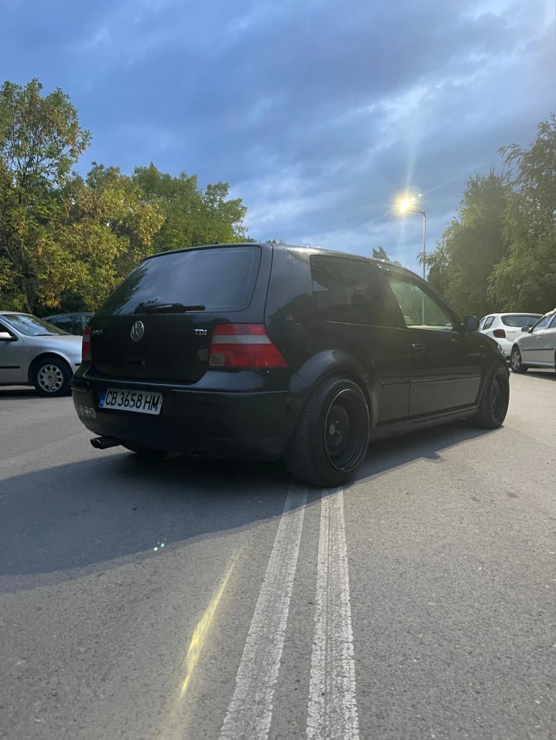 VW Golf 1.9TDI, снимка 2 - Автомобили и джипове - 48562228