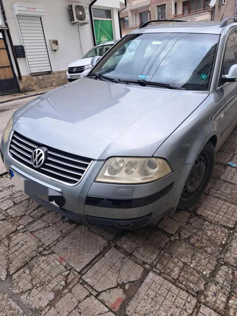 VW Passat, снимка 1 - Автомобили и джипове - 49358478