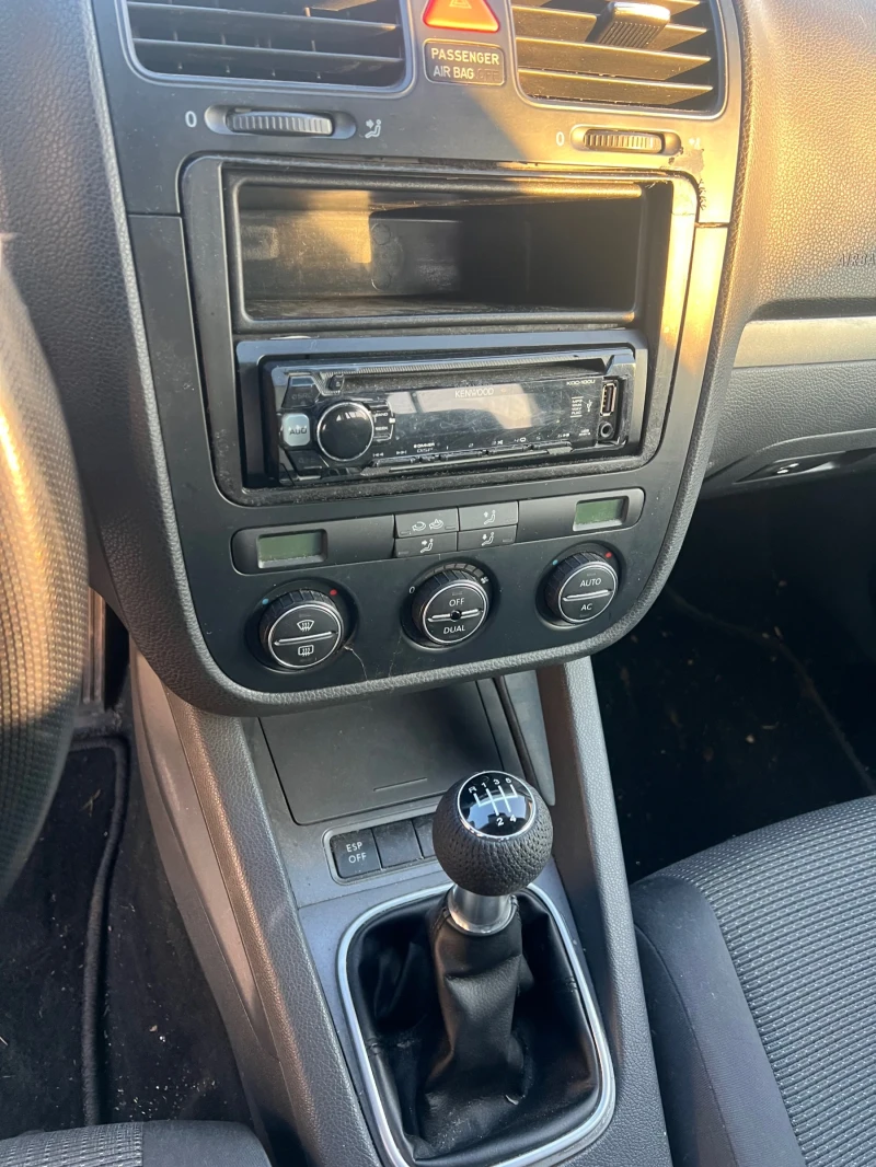 VW Golf 1.9TDI BLS, снимка 8 - Автомобили и джипове - 49362349