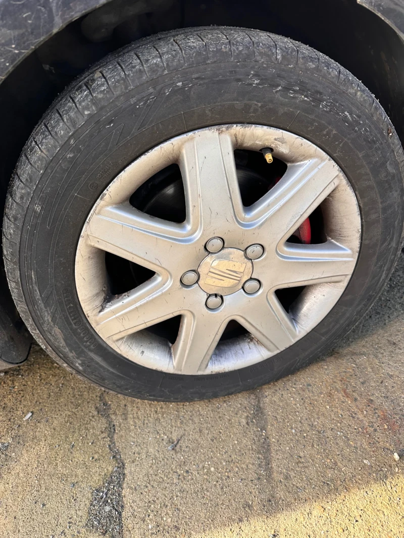 Seat Altea 1.9tdi bls dsg, снимка 13 - Автомобили и джипове - 52480595