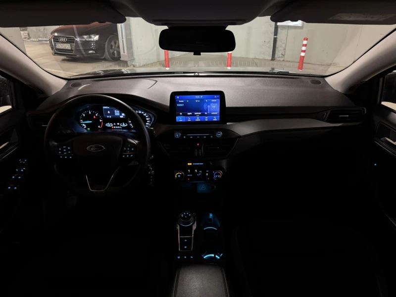 Ford Focus 1.5 EcoBlue Cool&Connect * ЛИЗИНГ, снимка 17 - Автомобили и джипове - 53451898