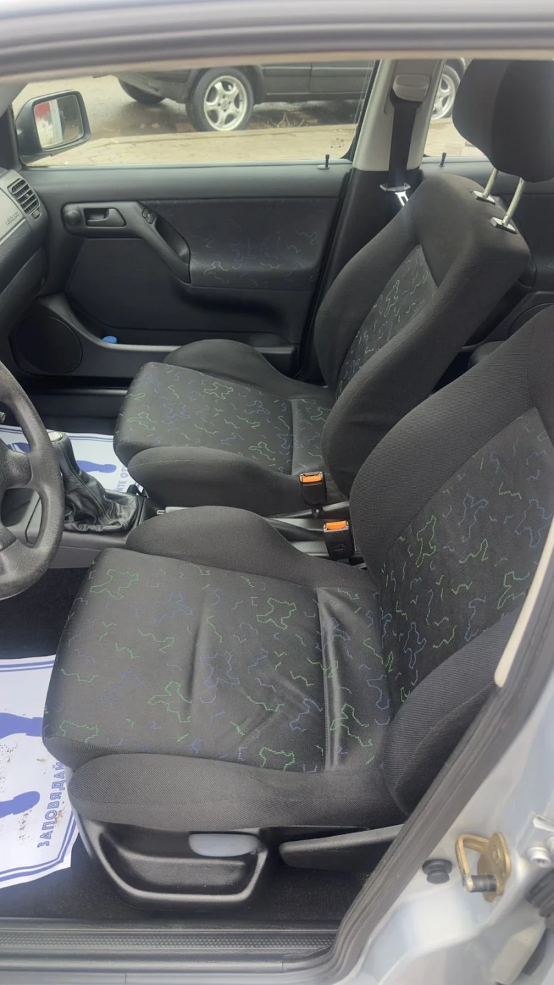 VW Golf 1.6/75к.с КЛИМАТИК* ИТАЛИЯ* RECARO, снимка 6 - Автомобили и джипове - 53463341