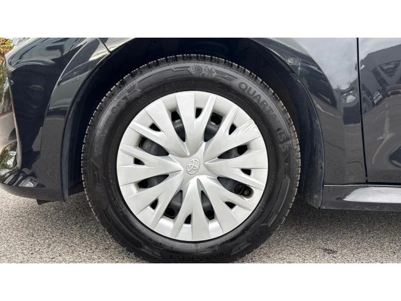 Toyota Yaris 1.5HSD ACTIVE, снимка 16 - Автомобили и джипове - 56494751
