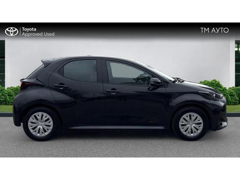 Toyota Yaris 1.5HSD ACTIVE, снимка 17 - Автомобили и джипове - 56494751