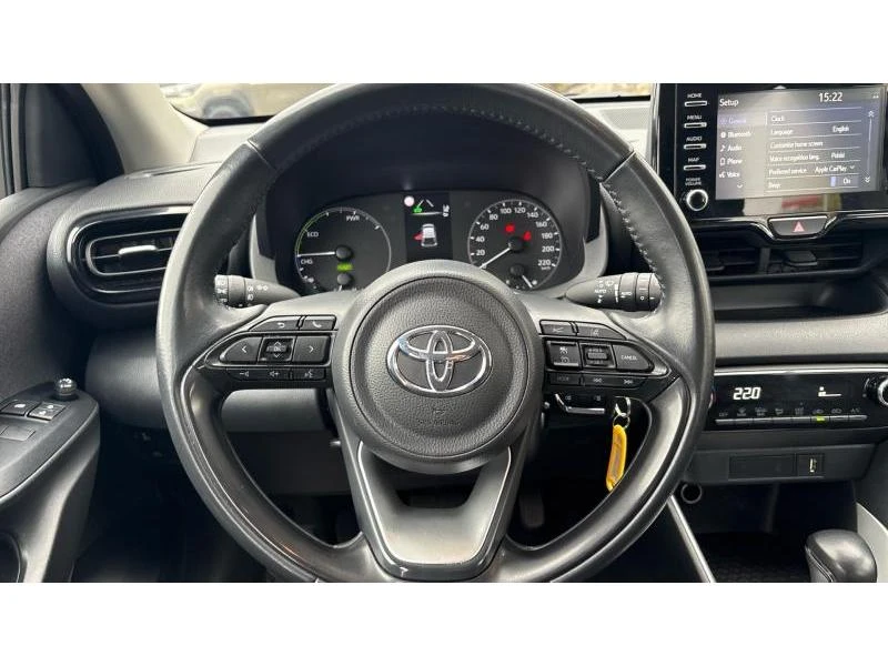 Toyota Yaris 1.5HSD ACTIVE, снимка 13 - Автомобили и джипове - 56494751