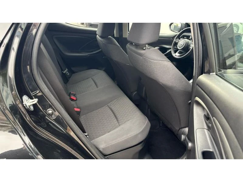 Toyota Yaris 1.5HSD ACTIVE, снимка 7 - Автомобили и джипове - 56494751