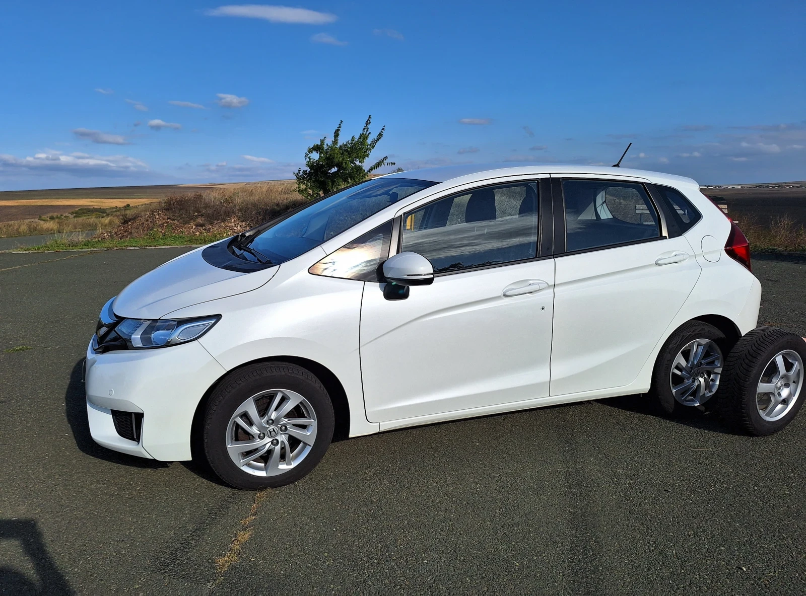 Honda Jazz 1.3 i-VTEC/ 2 комплекта гуми с лети джанти - изображение 5