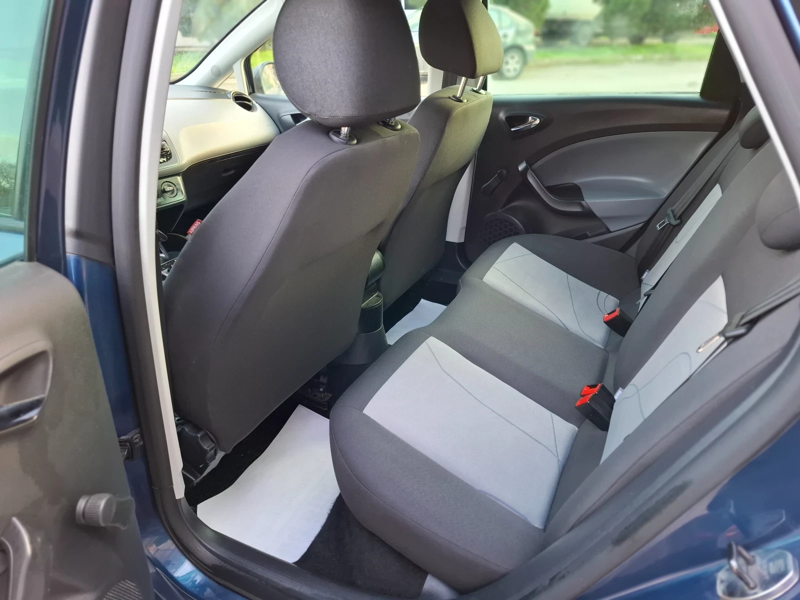 Seat Ibiza 1.4i 86hp * EURO 5 * КЛИМАТИК * ЛИЗИНГ *  - изображение 9