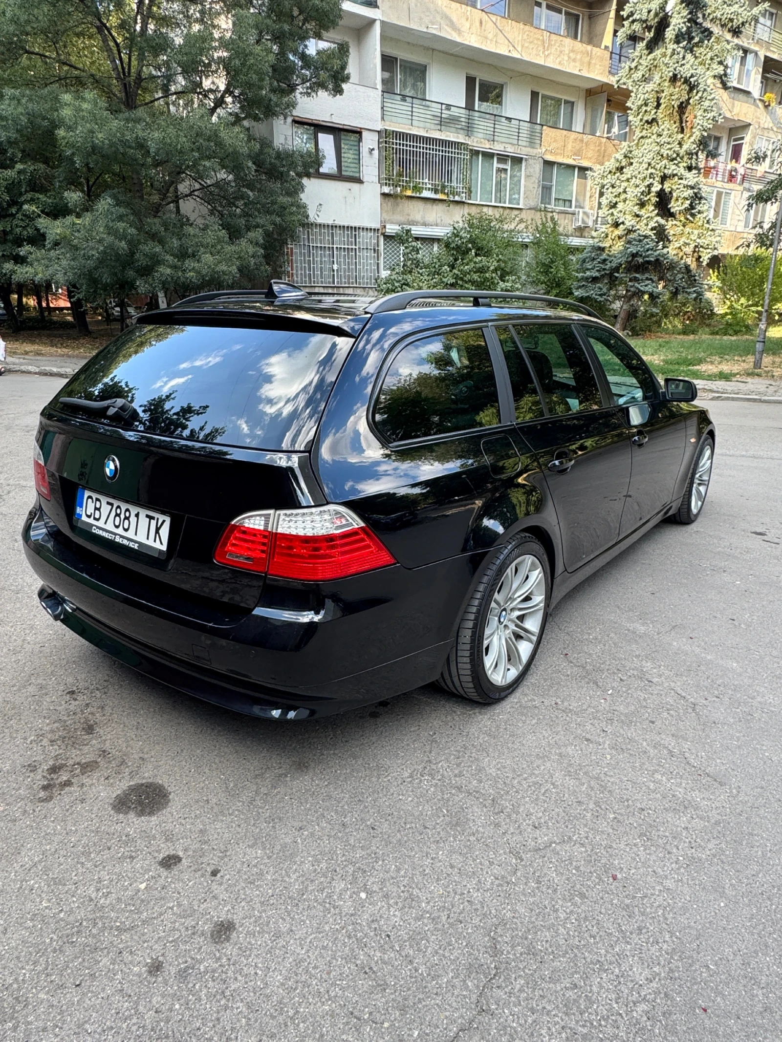 BMW 525 LCI - изображение 2