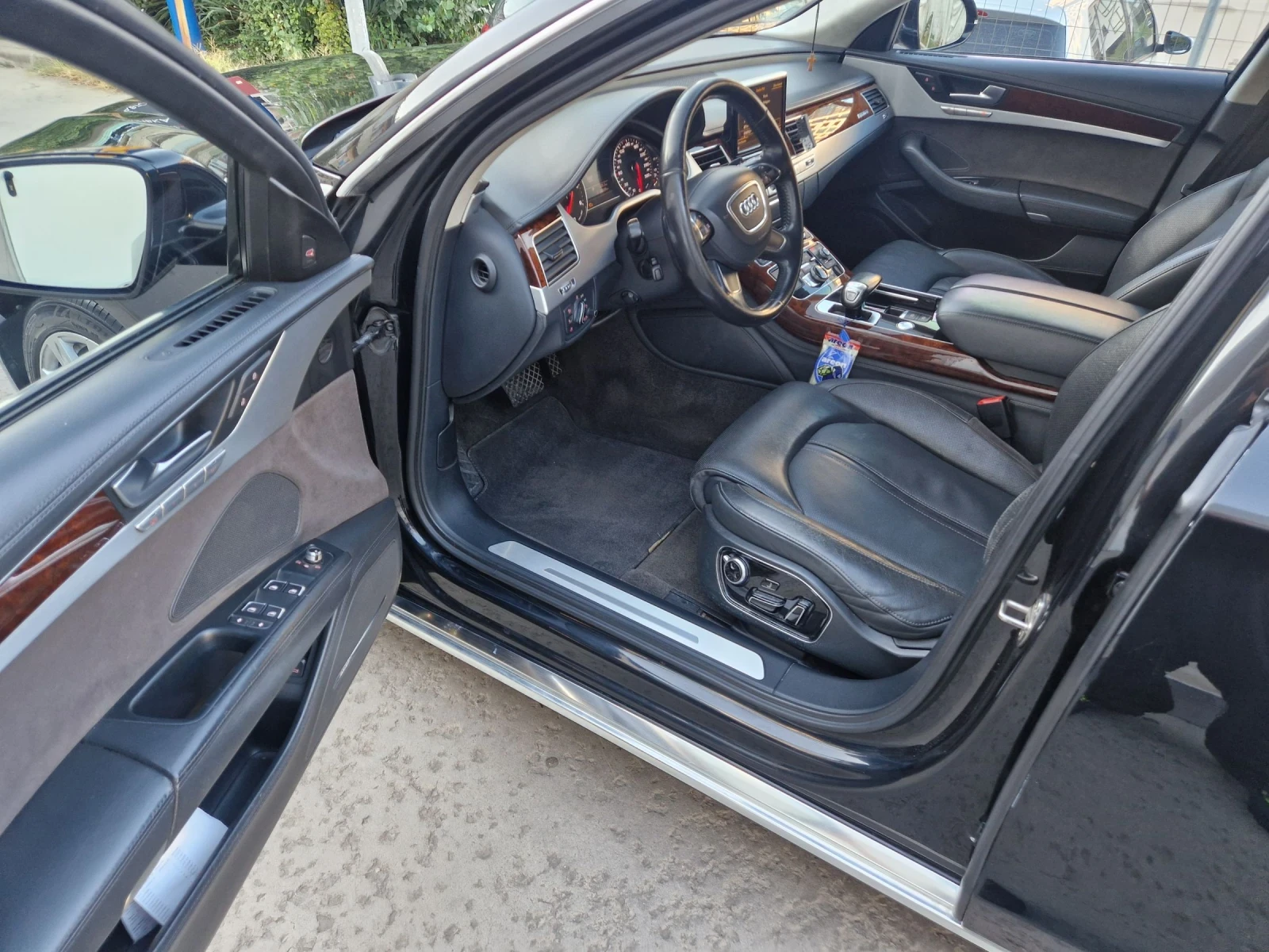 Audi A8 4.2TDI, 351к.с, LONG, Евро 5А, Лизинг  - изображение 6