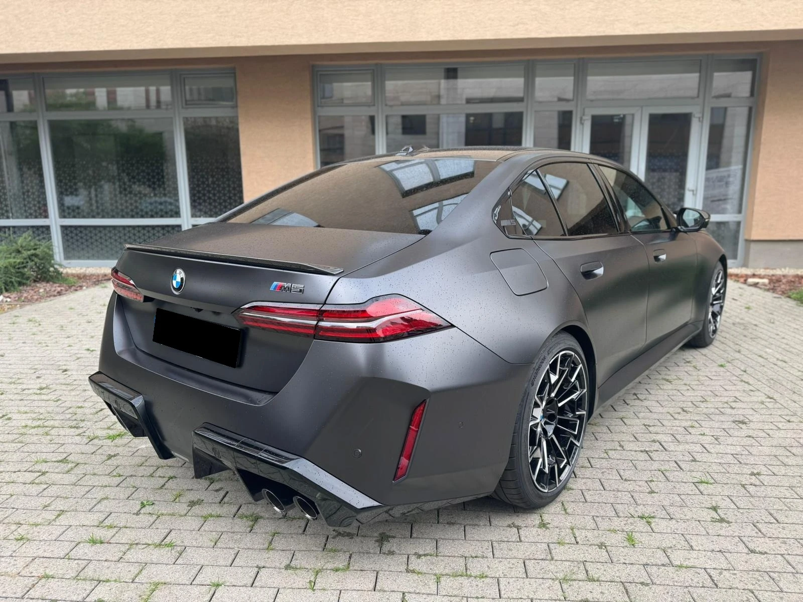 BMW M5 xDrive Hybrid, Full Carbon , Carbon Ceramic - изображение 4