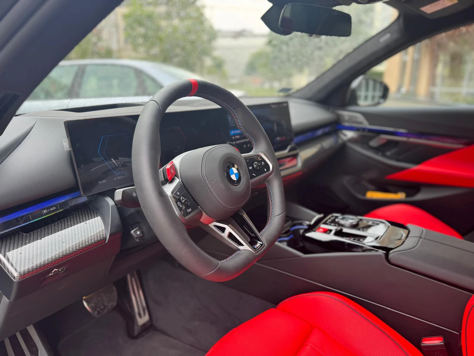 BMW M5 xDrive Hybrid, Full Carbon , Carbon Ceramic - изображение 5