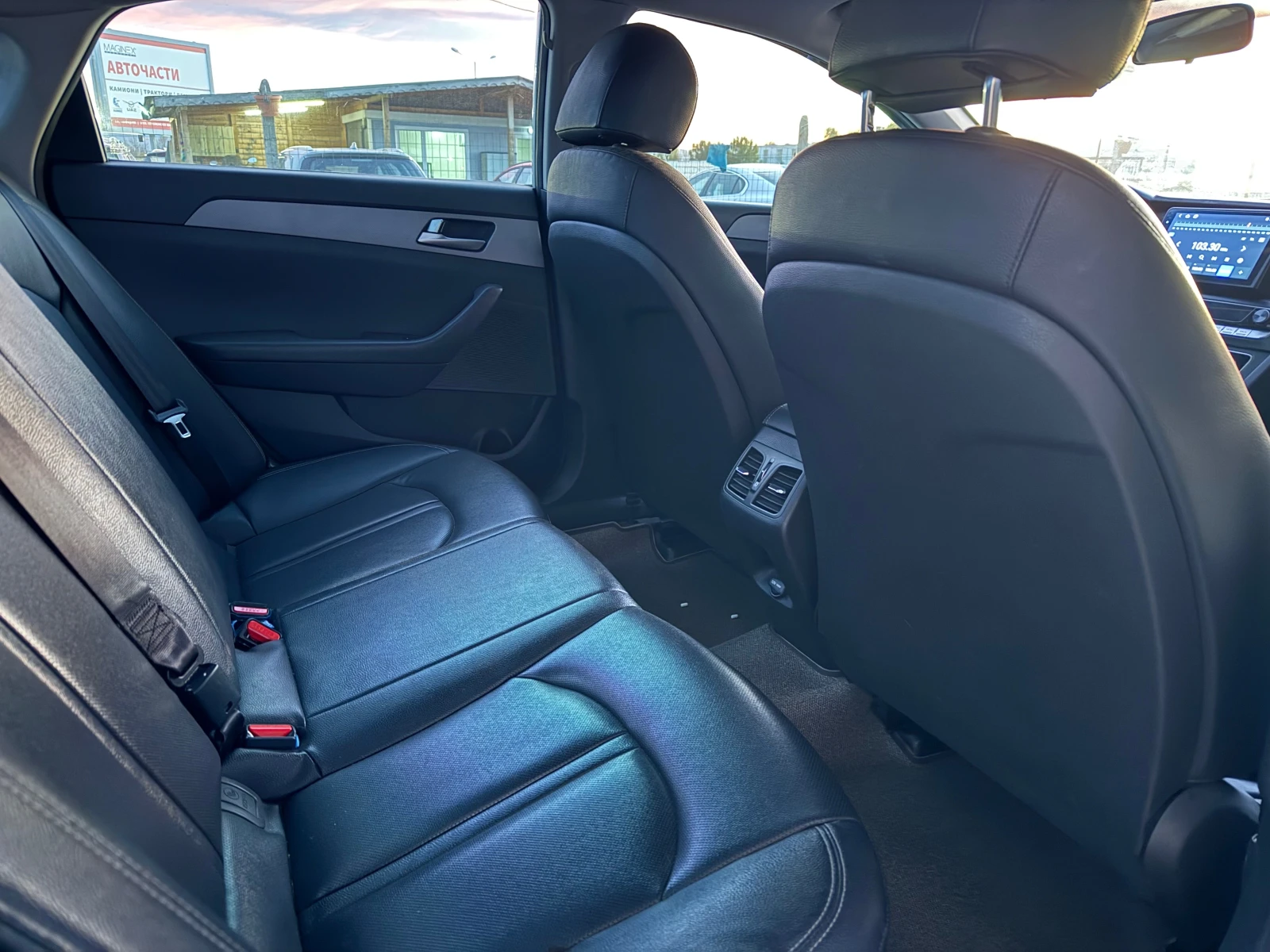 Hyundai Sonata 2.0   | Mobile.bg   11