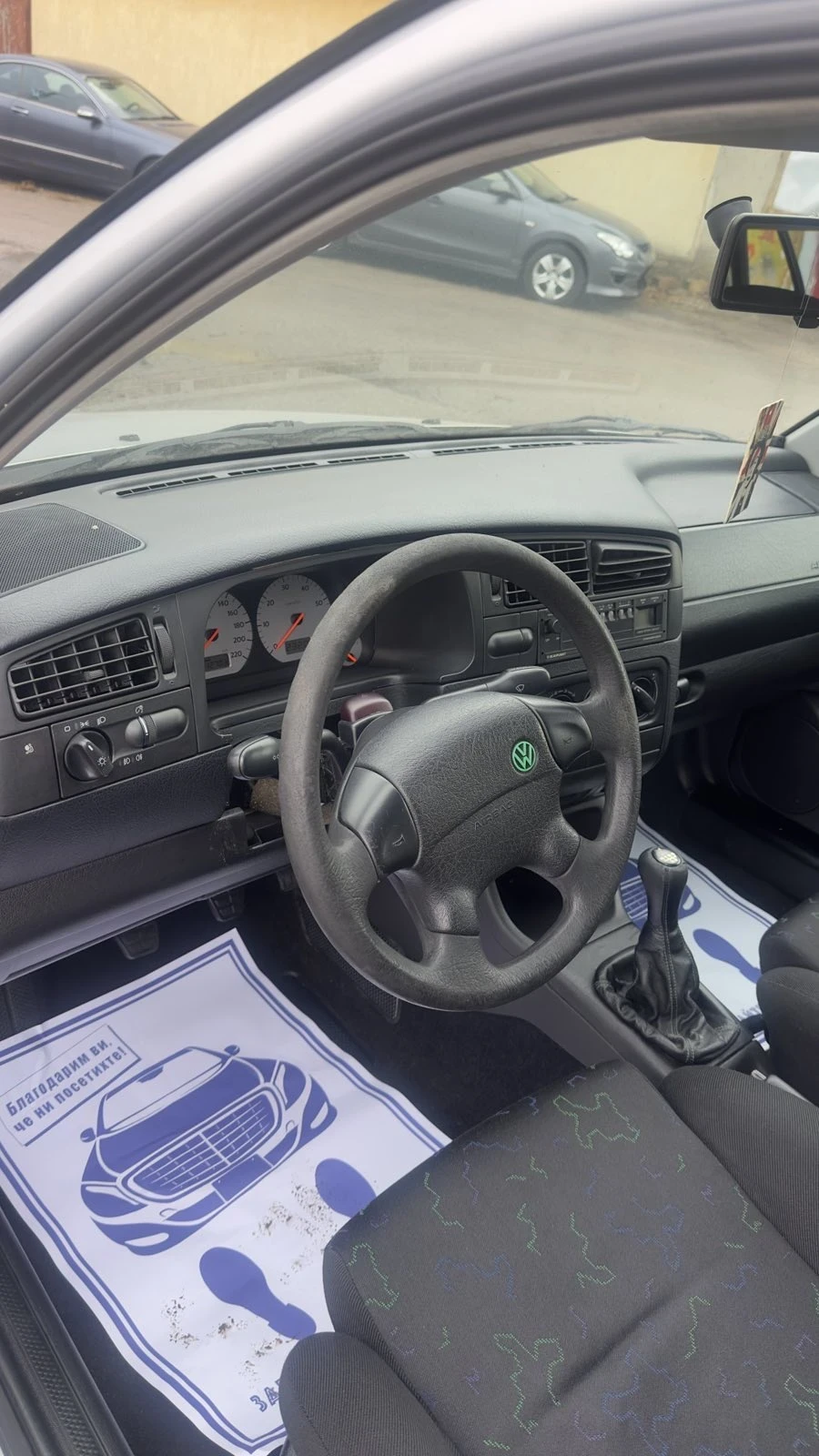 VW Golf 1.6/75к.с КЛИМАТИК* ИТАЛИЯ* RECARO - изображение 7