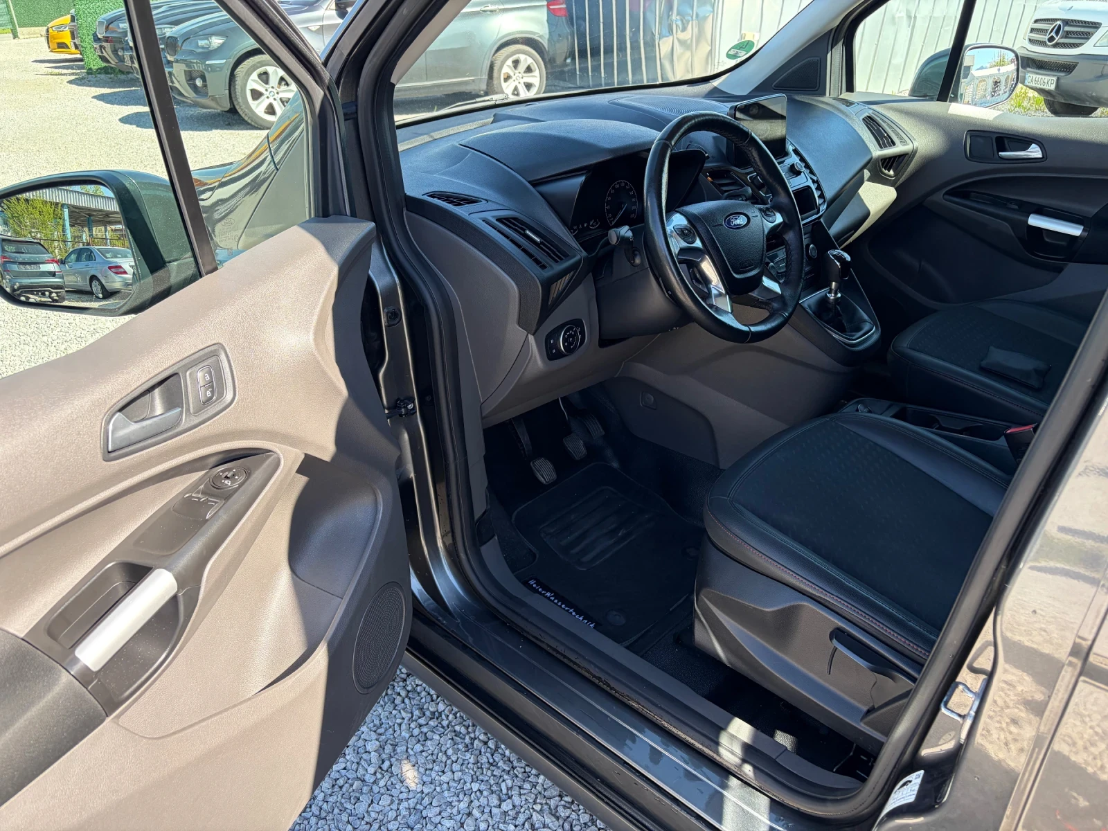Ford Connect Titanium 1.5 TDCI 120 �.�. | Mobile.bg � ����������� 11