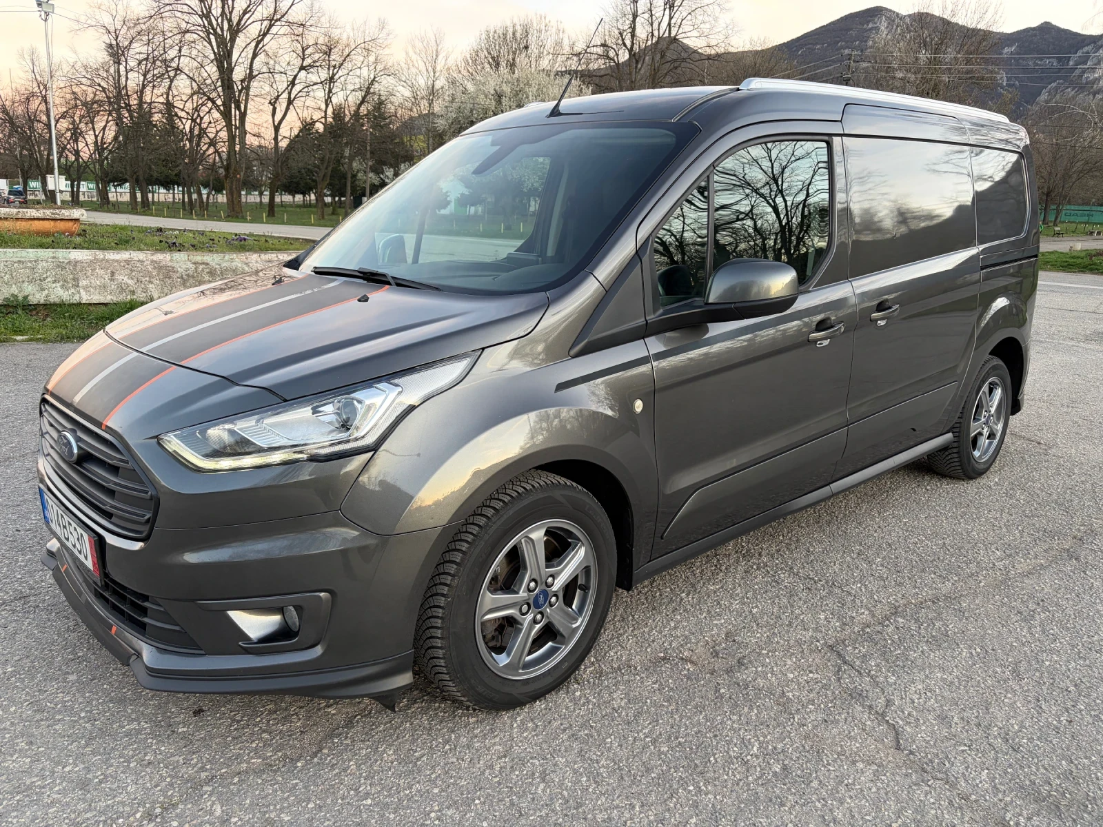 Ford Connect Titanium 1.5 TDCI 120 к.с. | Auto.bg — изображение 1