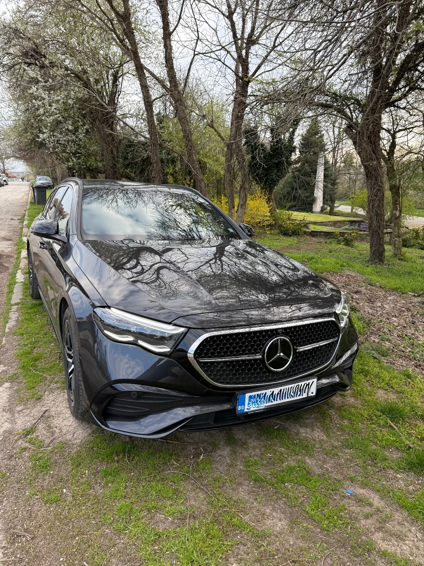 Mercedes-Benz E 300 de 4matic, снимка 4 - Автомобили и джипове - 54167774