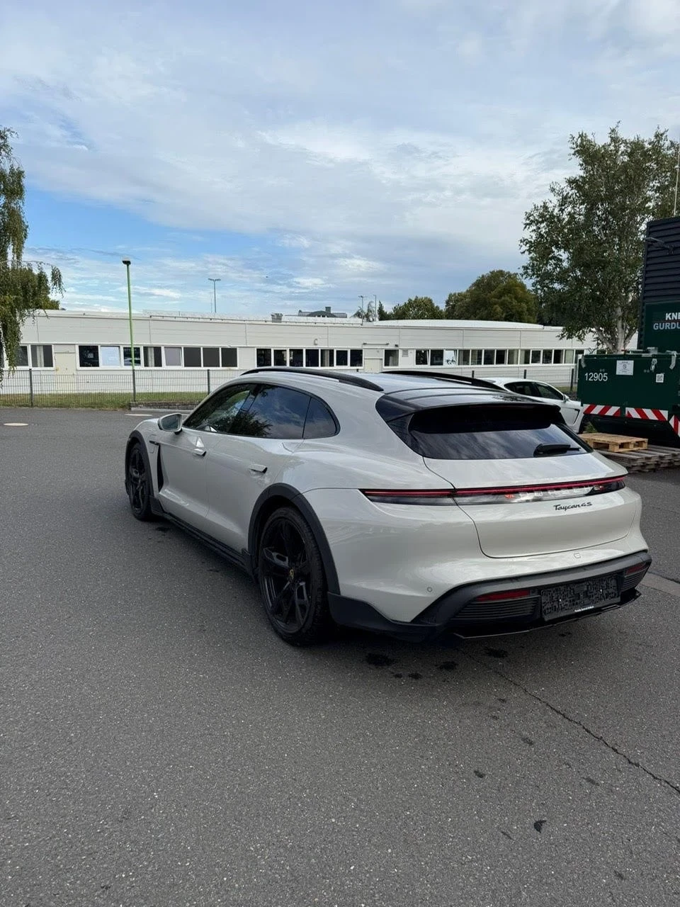 Porsche Taycan 4S Cross Turismo Off-Road Package , снимка 2 - Автомобили и джипове - 54345065