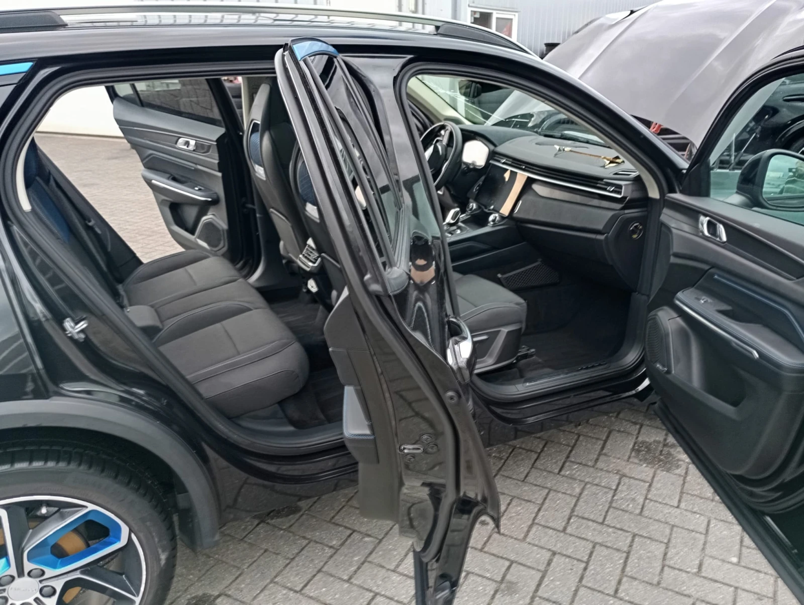 LynkCo 01 1.5 PLug In Hybrid | Mobile.bg � ����������� 8