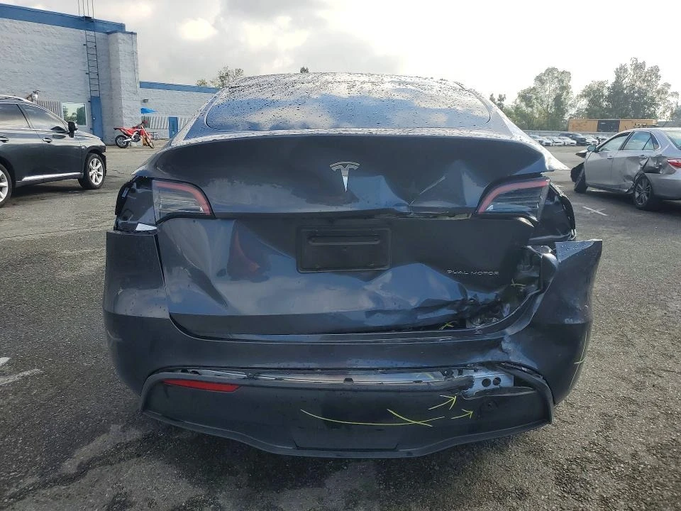 Tesla Model Y, снимка 6 - Автомобили и джипове - 54656132