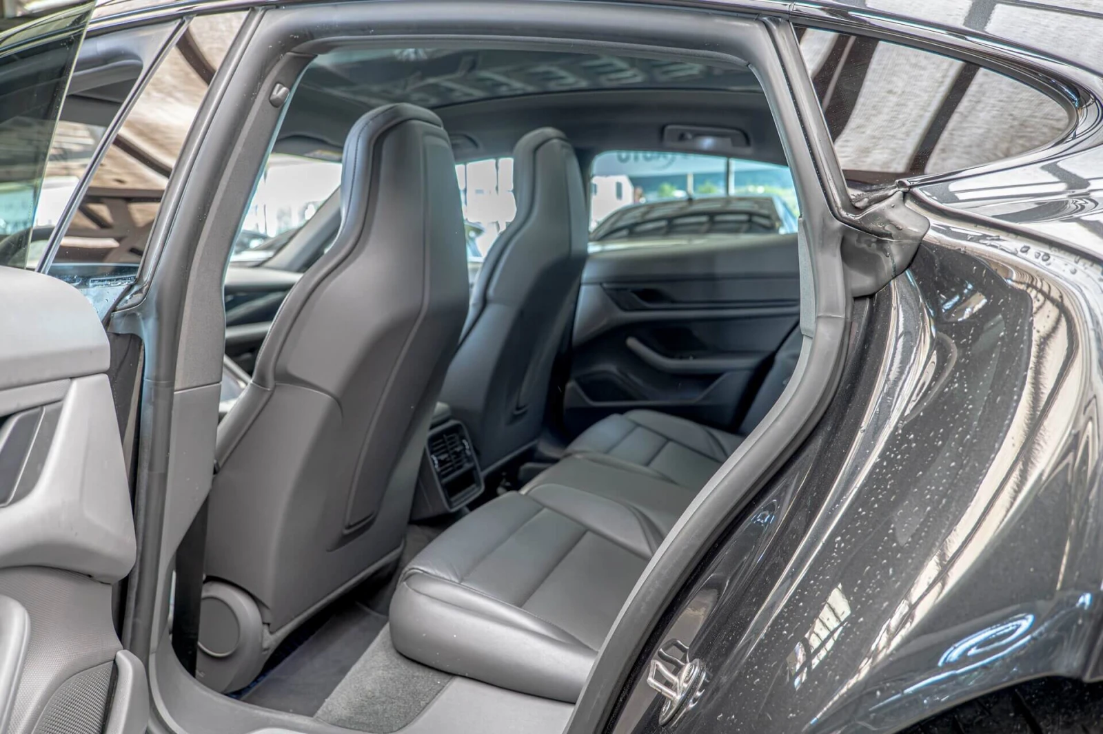 Porsche Taycan 4s Perf./PDLS/PESS/PVTS Plus/PASM/Камера 360/, снимка 8 - Автомобили и джипове - 54704337