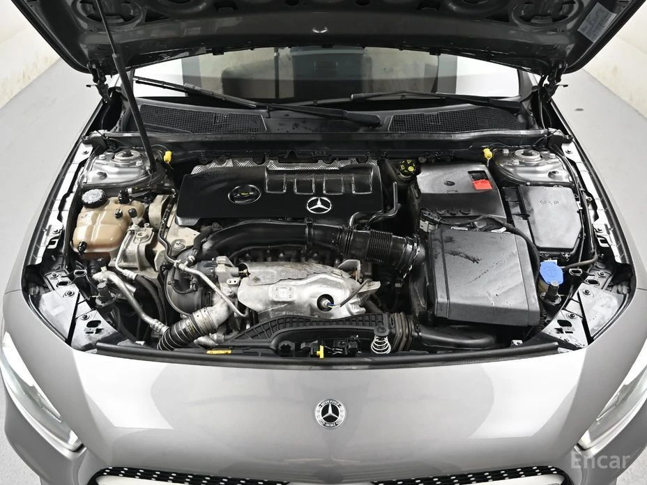 Mercedes-Benz A 220, снимка 6 - Автомобили и джипове - 54833329