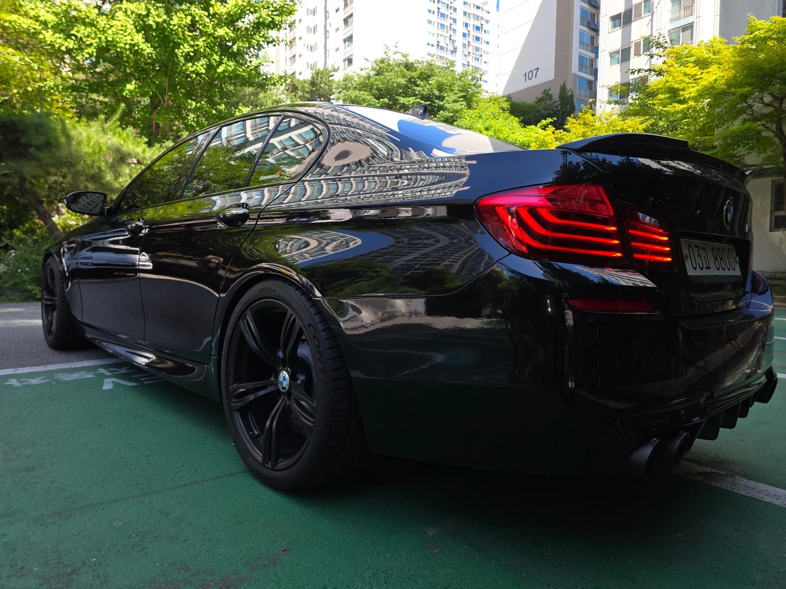 BMW M5 ЛЮК* HUD* 360* ПОДГРЕВ ВОЛАН* КРАЙНА ЦЕНА, снимка 12 - Автомобили и джипове - 55378794