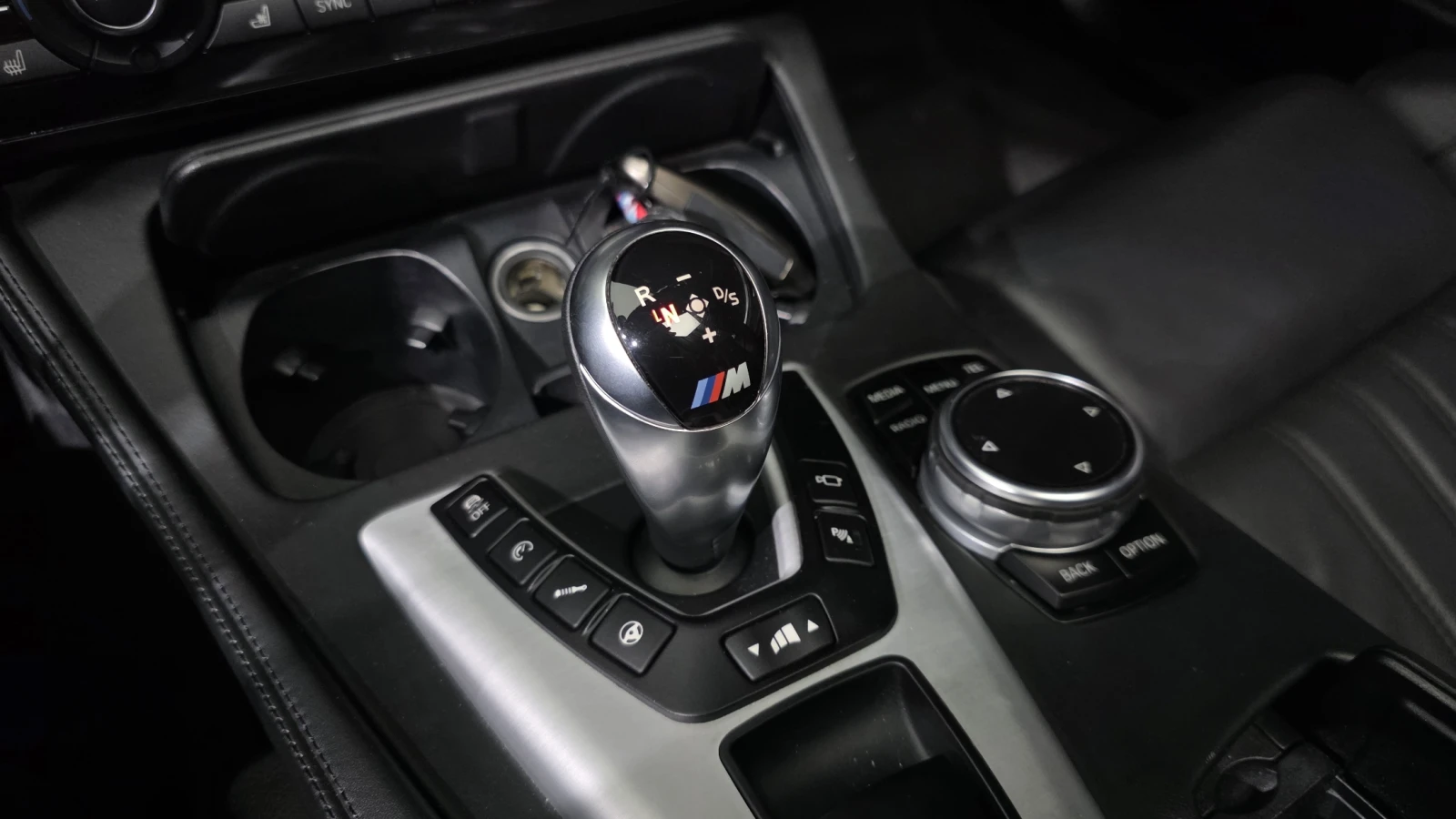 BMW M5 ЕЛ. БАГАЖНИК* 360* SOFT CLOSE* HUD* КРАЙНА ЦЕНА, снимка 9 - Автомобили и джипове - 55378794