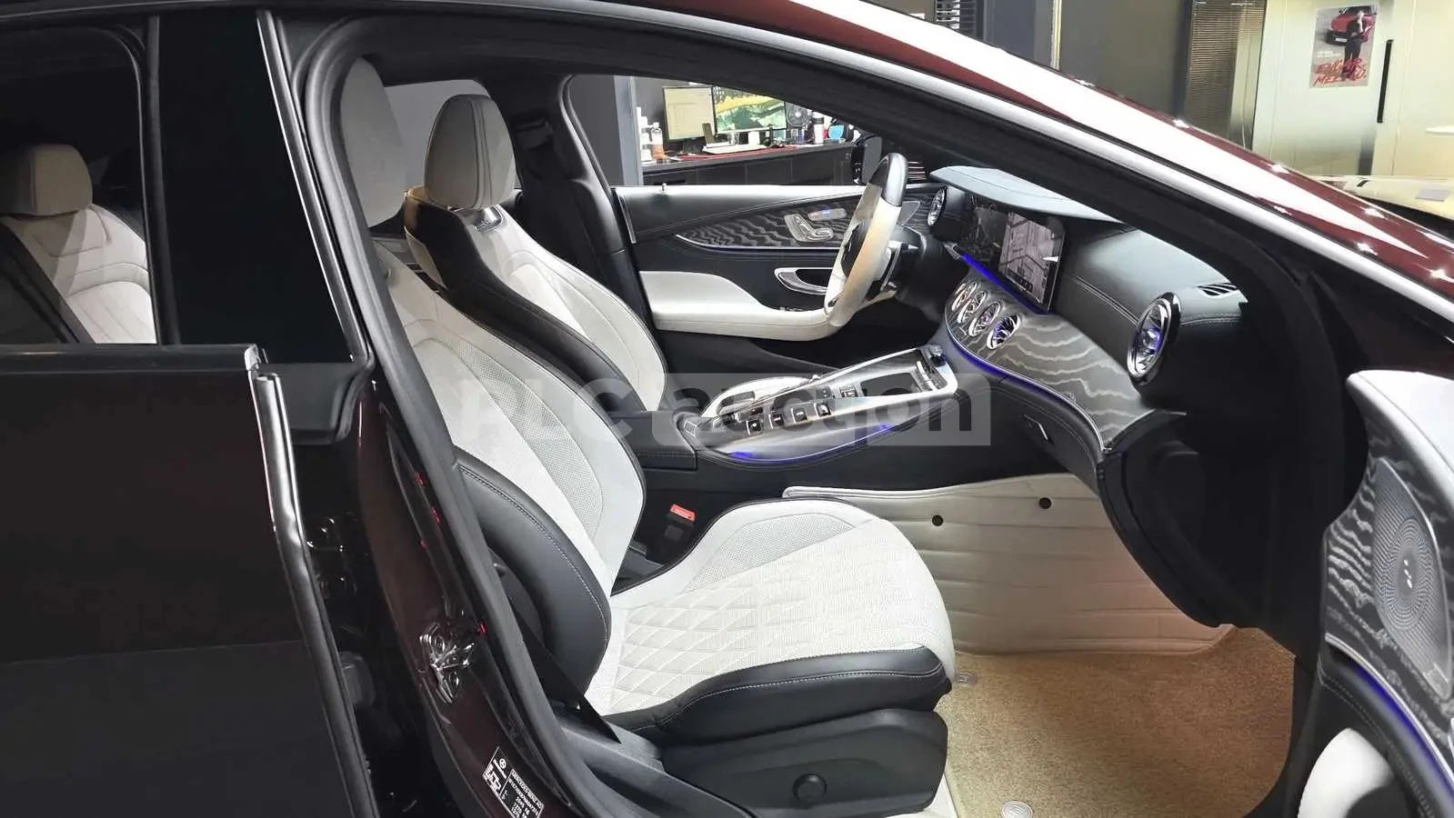 Mercedes-Benz GT 43 4Matic Special Edition , снимка 11 - Автомобили и джипове - 55396502
