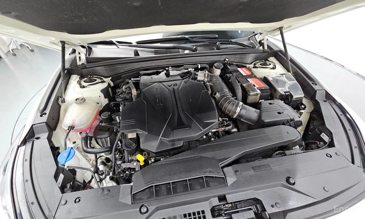 Kia K8 3.5* LPG* ОБДУХВАНЕ* 360КАМЕРА* LANE* ASSIST* ПОДГ, снимка 17 - Автомобили и джипове - 55743101