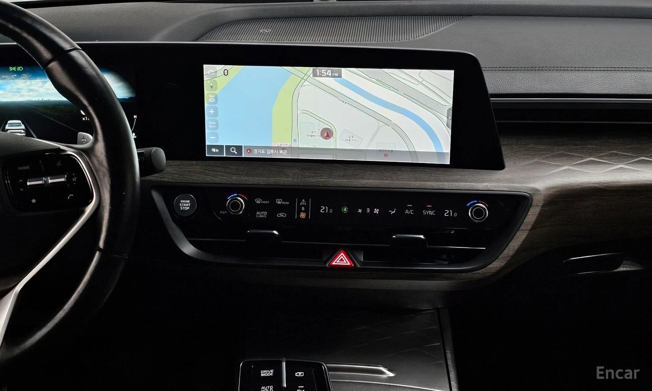 Kia K8 3.5* LPG* ОБДУХВАНЕ* 360КАМЕРА* LANE* ASSIST* ПОДГ, снимка 10 - Автомобили и джипове - 55743101