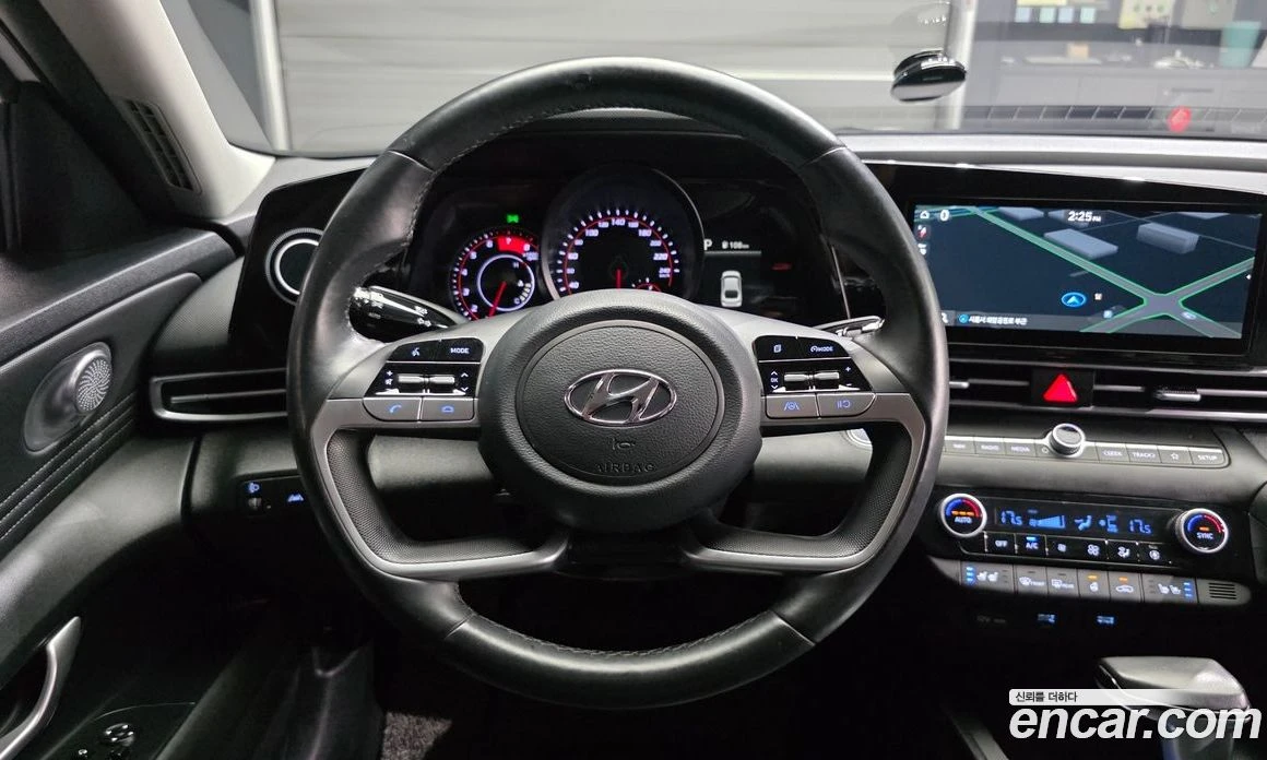 Hyundai Elantra 1.6 Modern, снимка 12 - Автомобили и джипове - 56155721
