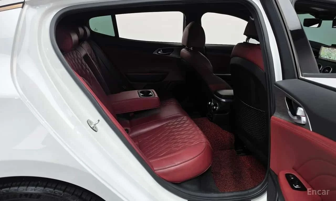 Kia Stinger 3.3 GT Masters Turbo Package , снимка 11 - Автомобили и джипове - 56730186
