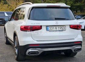 Mercedes-Benz GLB 250 4MATIC* AMG LINE, снимка 6