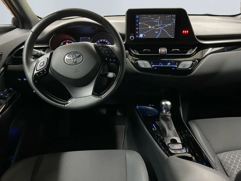 Toyota C-HR 2.0НАЛИЧЕН Hybrid Team D  LED ACC CarPlayCAM* , снимка 14 - Автомобили и джипове - 48160197