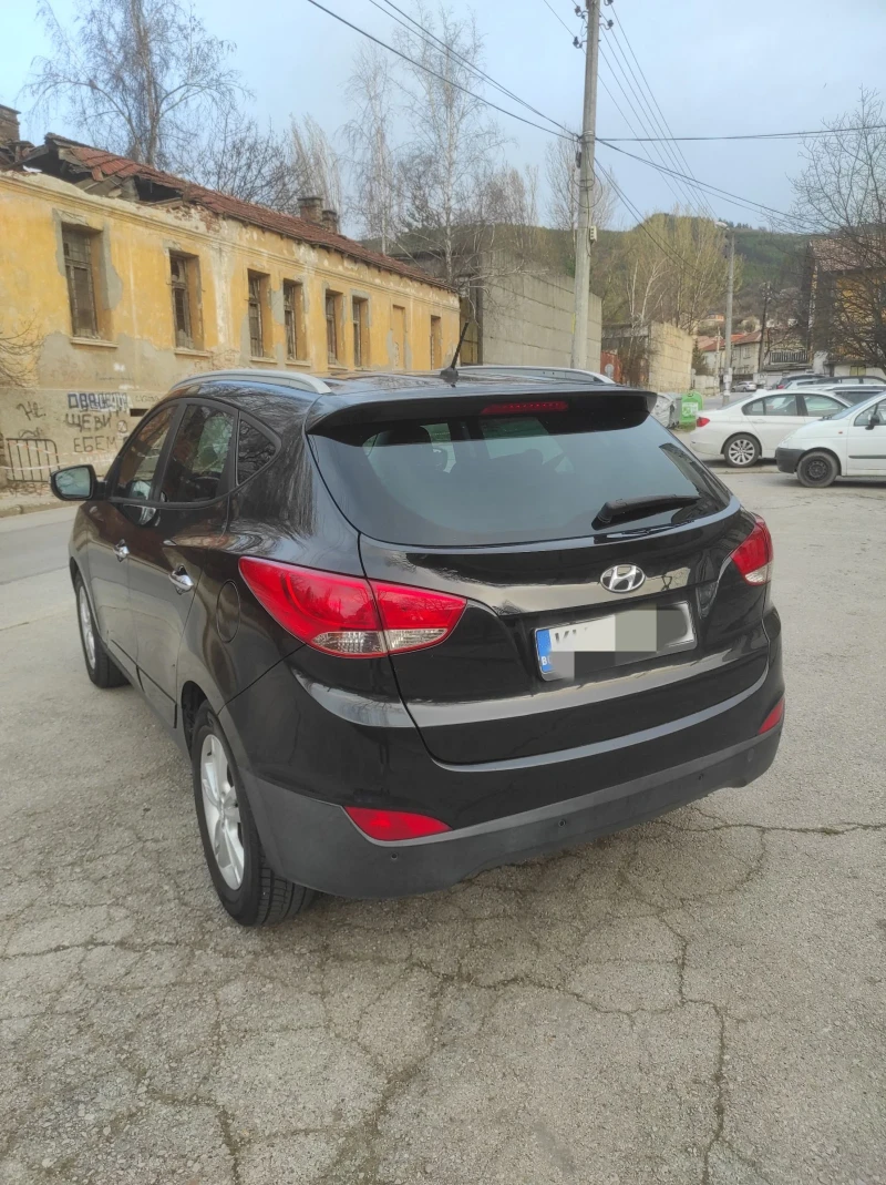 Hyundai IX35 1.7 CRDI , снимка 6 - Автомобили и джипове - 49510733