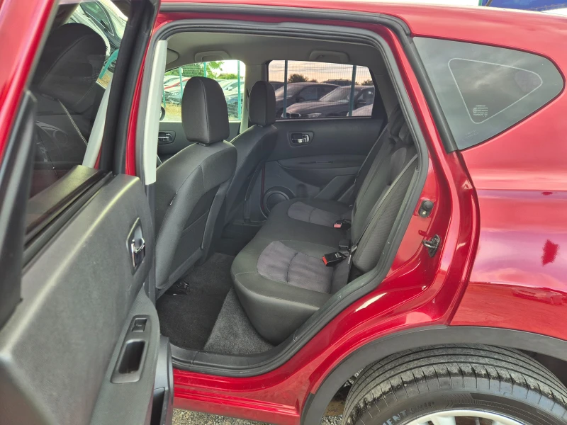 Nissan Qashqai 1.6DCI 131кс, снимка 12 - Автомобили и джипове - 50494927