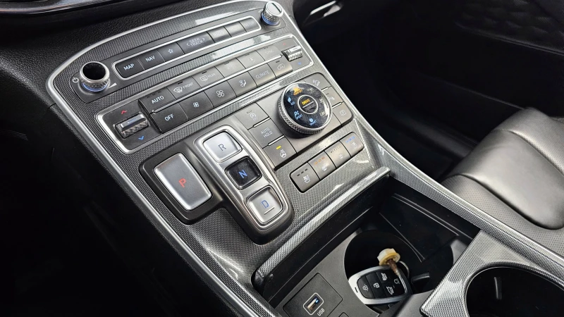 Hyundai Santa fe 2.2 4WD Premium autogeorge.com, снимка 9 - Автомобили и джипове - 51903063