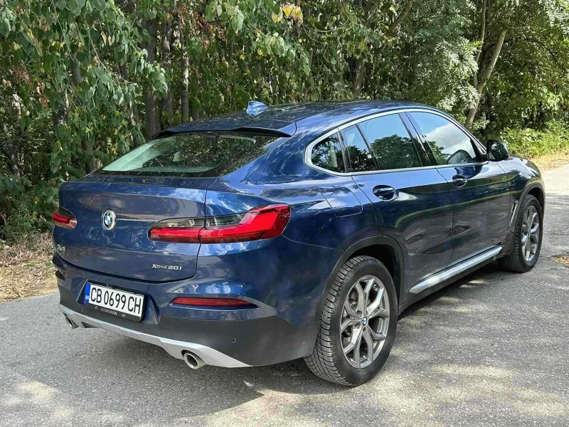 BMW X4 KEYLESS, PANORAMA, 4x4 , КОЖА, ПОДГРЕВ, снимка 3 - Автомобили и джипове - 51745930