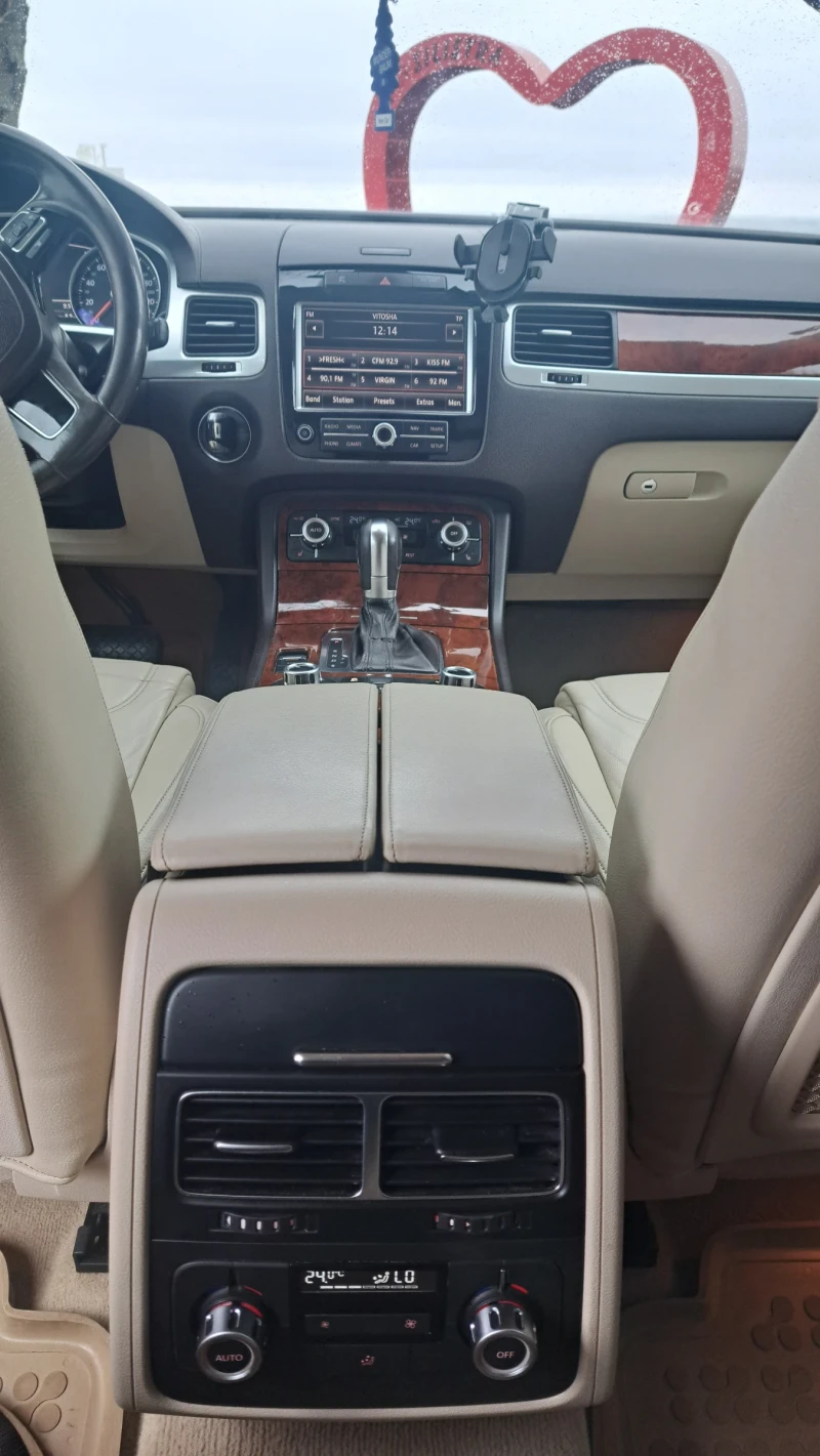 VW Touareg 3.0TDI 4X 4Exclusive R-line ПРОМОЦИЯ до края на го, снимка 7 - Автомобили и джипове - 51948888