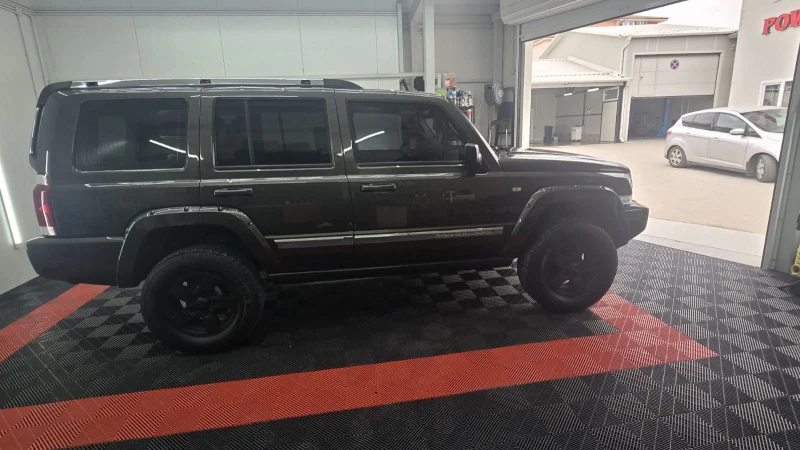 Jeep Commander 3.0 v8, снимка 3 - Автомобили и джипове - 52772458