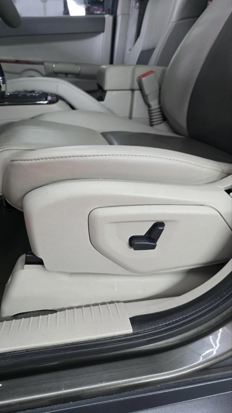 Jeep Commander 3.0 v8, снимка 10 - Автомобили и джипове - 52772458